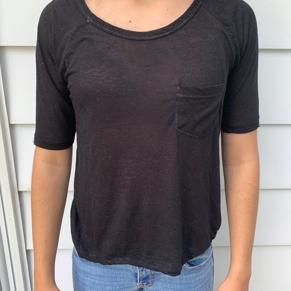 Forever 21 Basic Black T-shirt